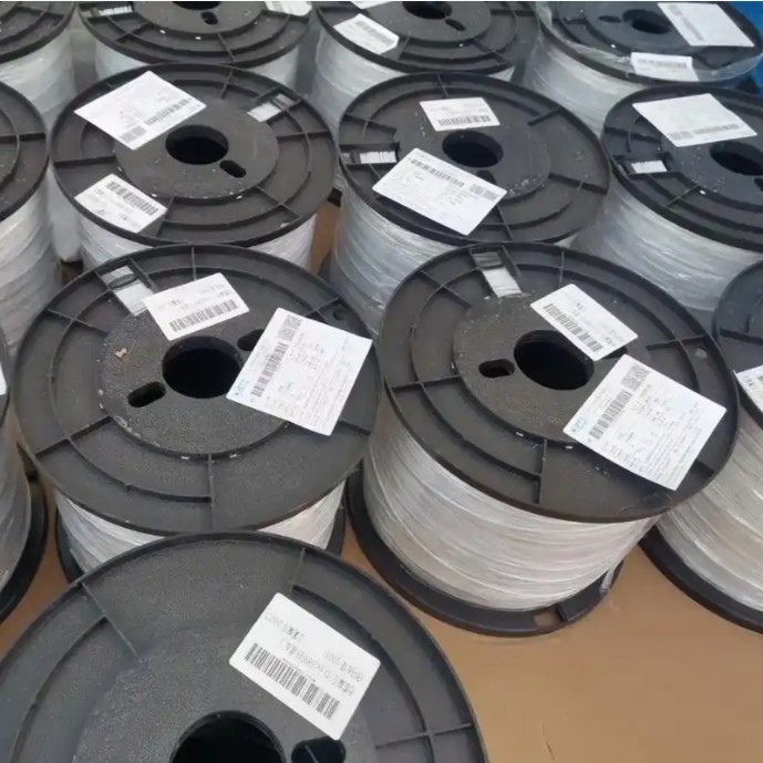 Weatherproof Single-mode FTTH Indoor Drop Cable 1-12 Core for Seamless Connection