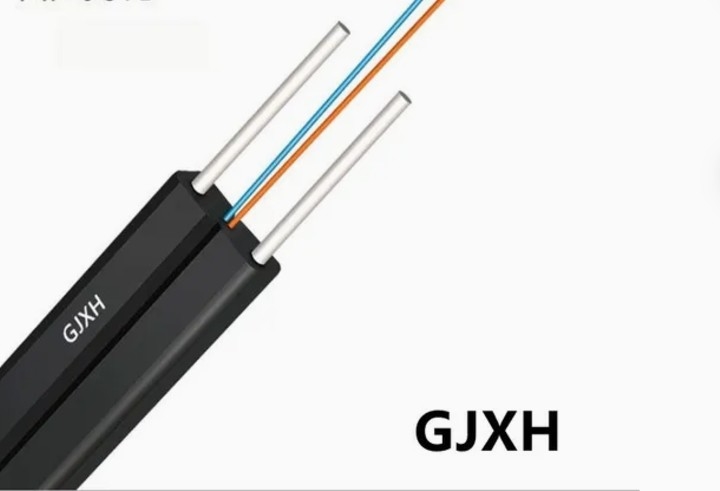 4 Cores Indoor FTTH Drop Cable GJXH/GJXFH Bow-Type  Steel/FRP Strength member